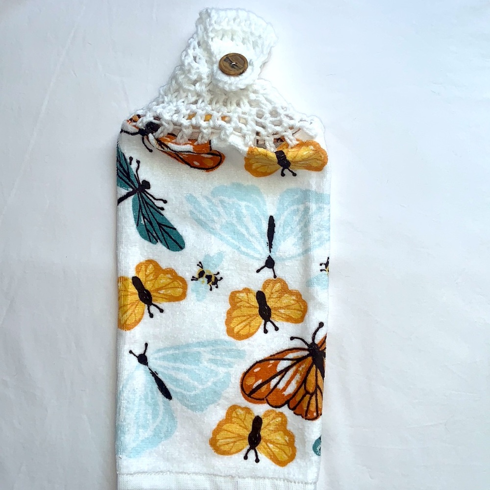 Hand Crafted Crocheted Top Butterflies Hanging Kitchen or Bathroom Hand Towels - Picture 4 of 7
